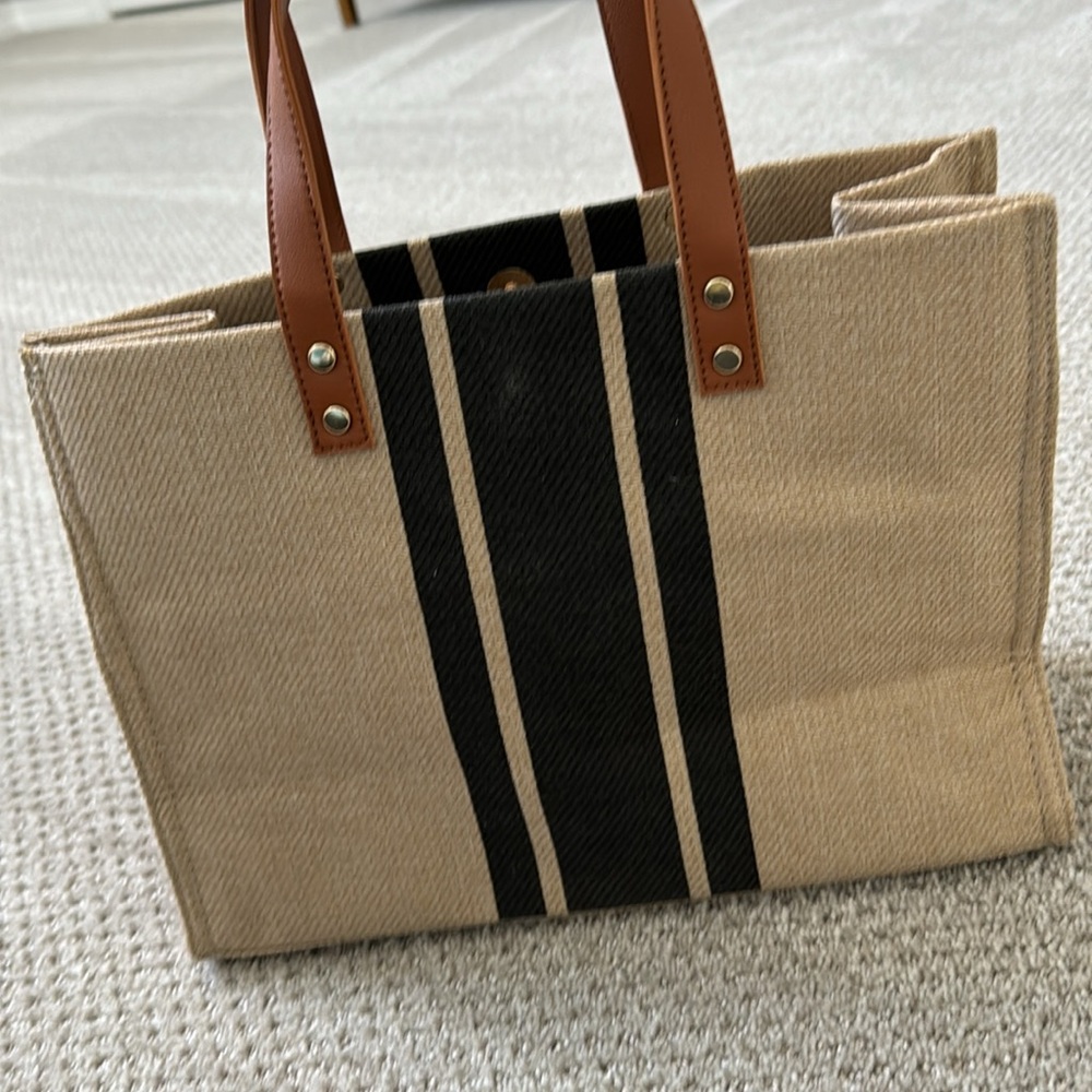 NWOT —Beige and Black Handbag - Picture 2 of 4
